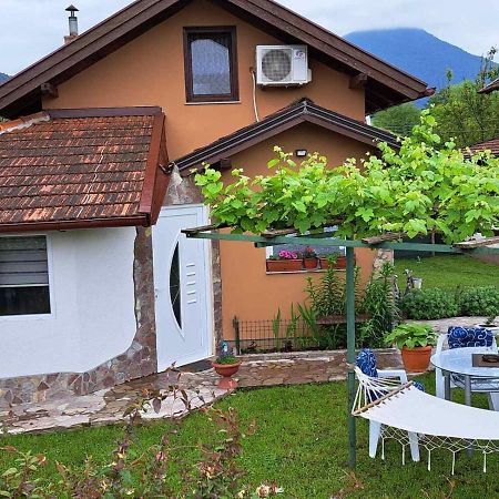 Villa Kuca Za Odmor Susnjar Ripac Exterior foto